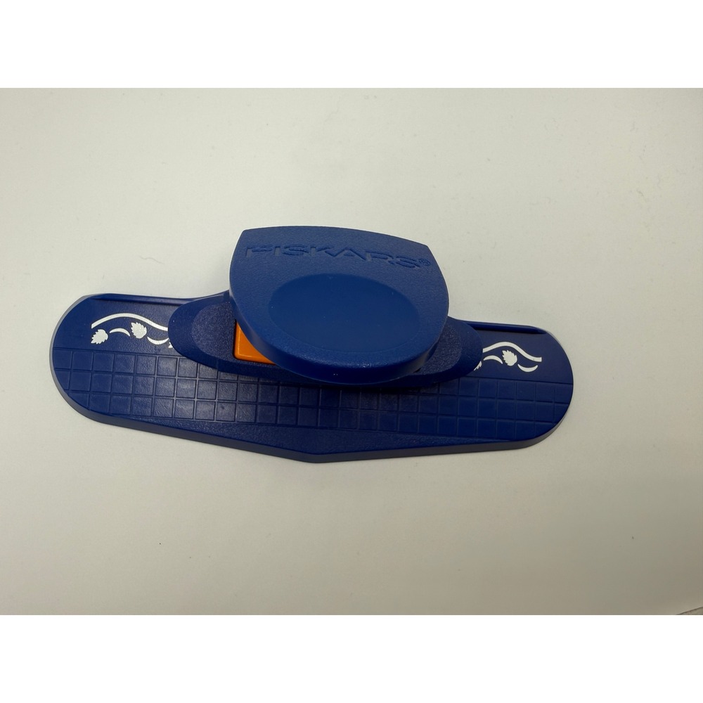 Fiskars Border Punch Blue Leaf and Vine Decorative Edge‎ Paper Craft Tool